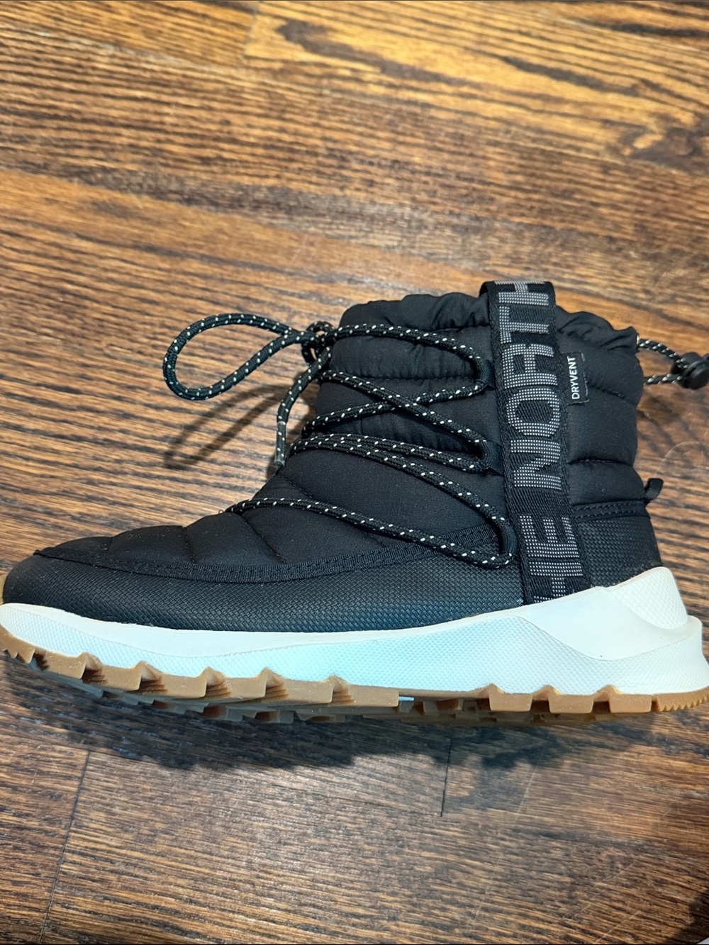 The North Face Black Quilted Lace-Up Winter Boot (244) - Picture 2 of 16